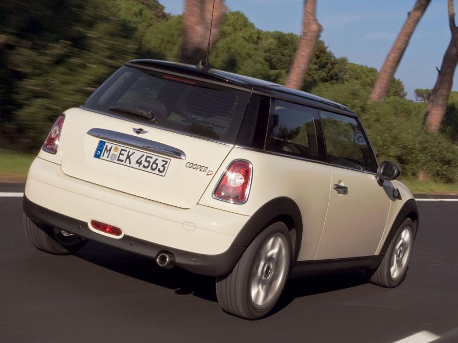  Mini Cooper D 2007 года  (фото 31 из 35)